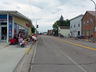 Parade and fun in Cassville - 2024