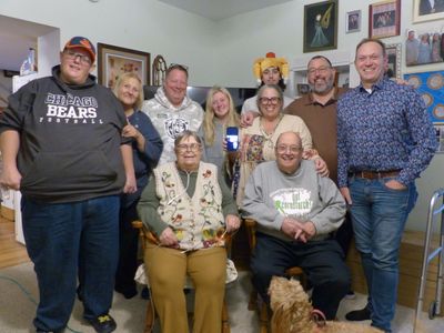28 Nov Thankful for family