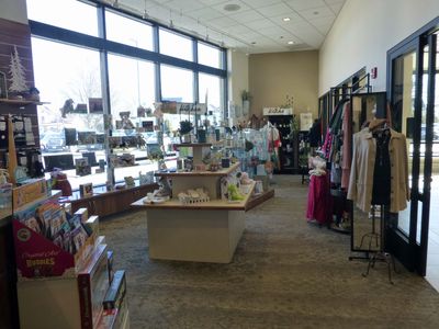 11 Mar Gift shop
