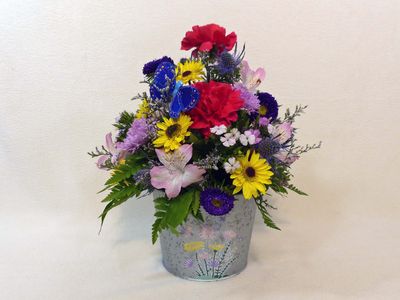 9 May Flowers on a Friday