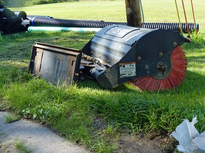 Street sweeper