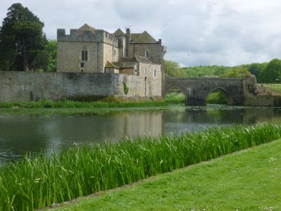 It then became a country house retreat for the rich and famous