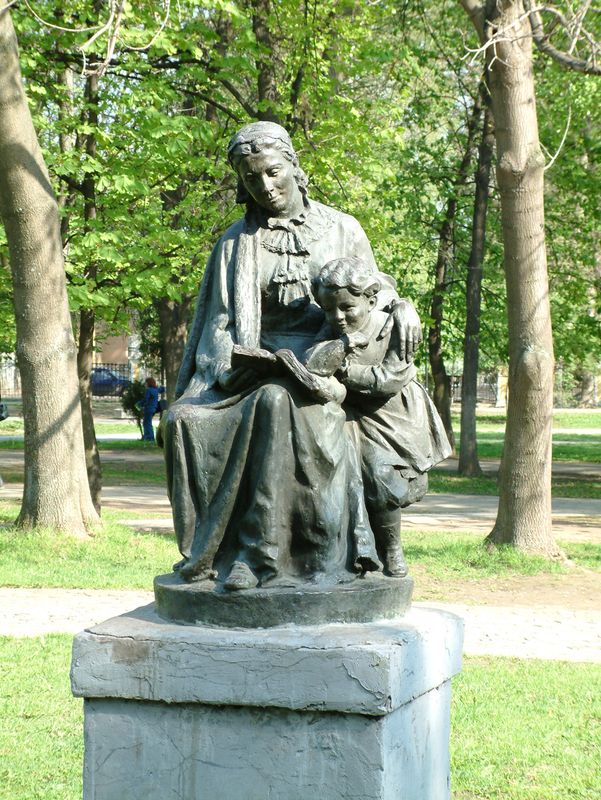 OldMonument.JPG