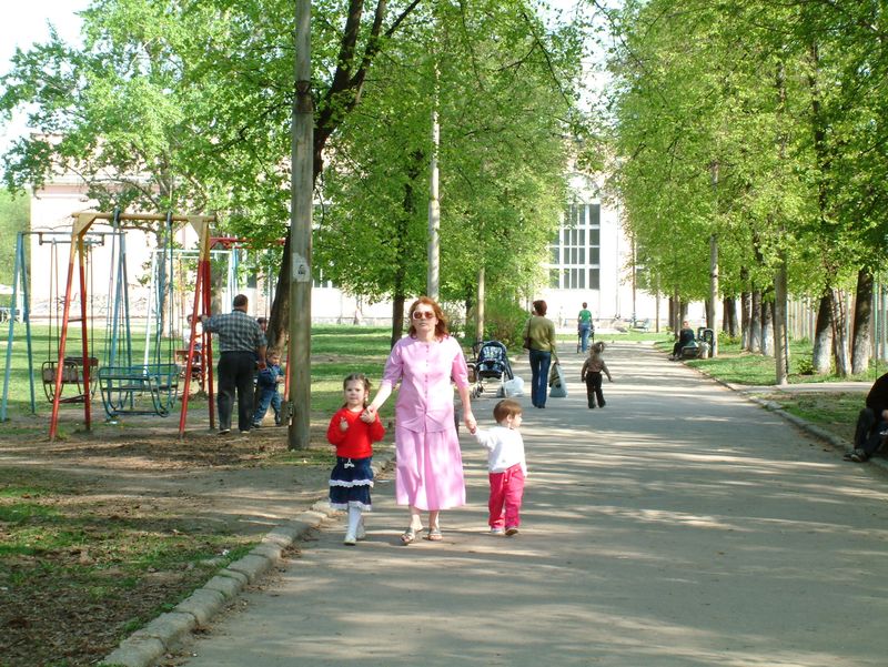 PionersPalacePark.JPG