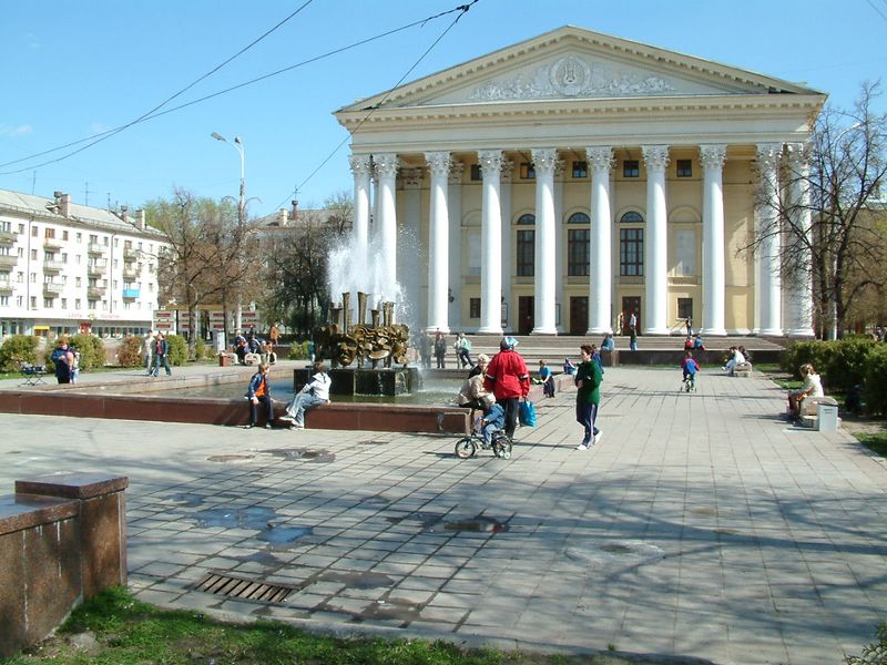 TheaterSquare2.JPG