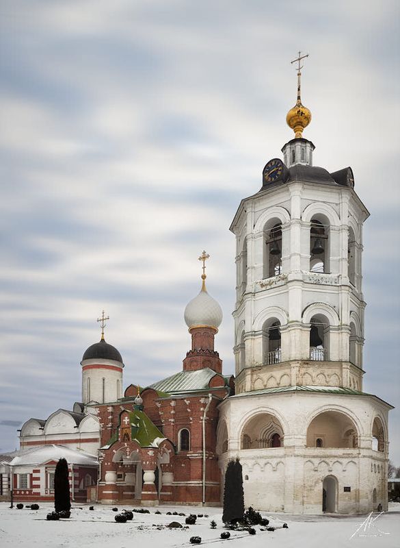 Nikolo-Peshnoshskiy Monastery, Cathedral of st.Nicholas the wonderworker, bell tower.