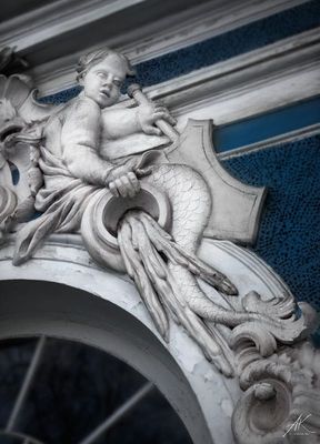 Catherine Park, Grotto Pavilion, fragment of bas-relief