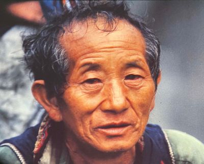 Old man of Muong people, a minority (about 1,5 %) of Vietnam population. Image taken on southern slopes of Fan Si Pan.