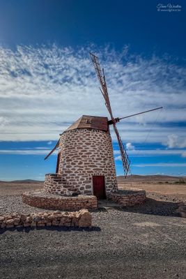 Molino de Tefia (4 fotos)