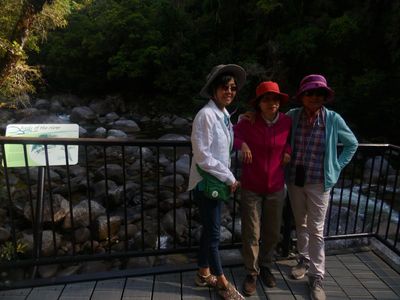 AU23_7025 - Copy.JPG