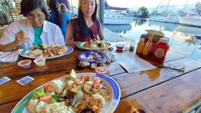 Hogfish Bar & Grill