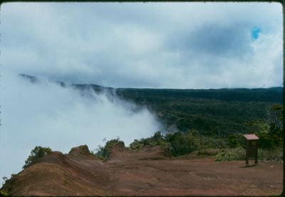 hawaii51_apr76.jpg