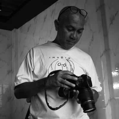 SHOOTING PEOPLE SHOOTING