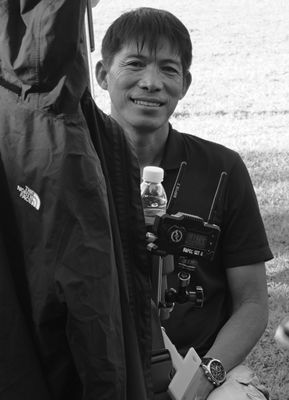 SHOOTING PEOPLE SHOOTING