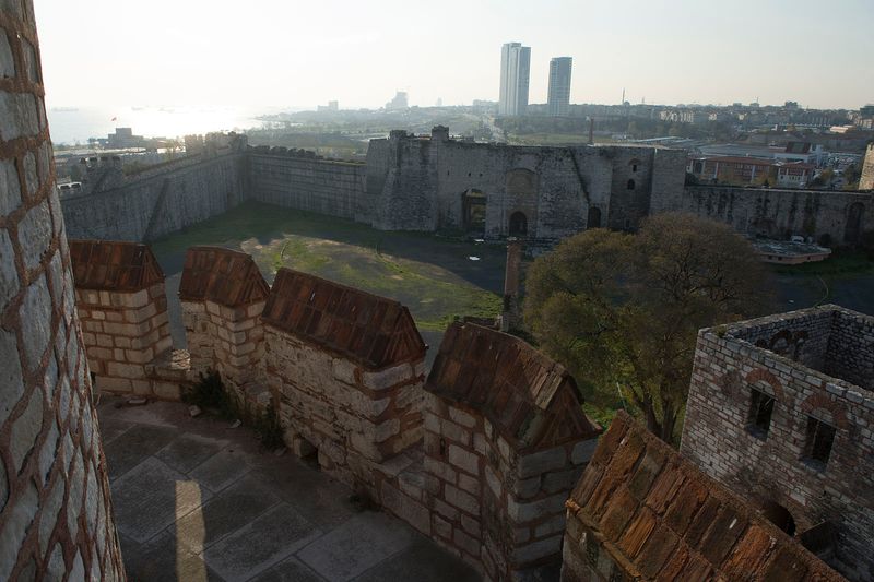 Yedikule View from East tower in 2012 6380