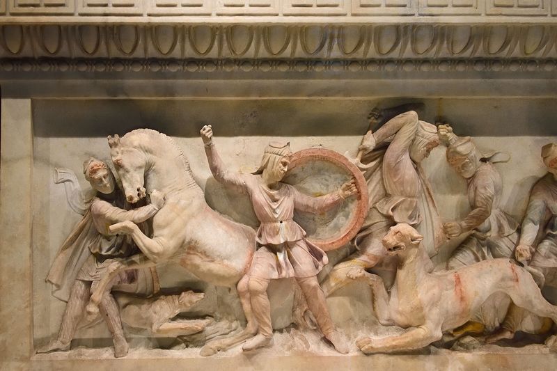 Istanbul Archaeological Museum Alexander Sarcophagus Hunting scene short side 4028.jpg