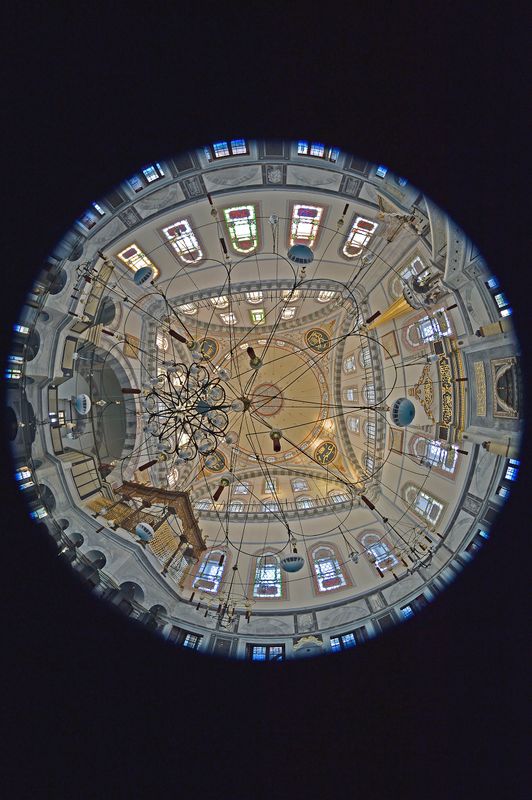 Istanbul Ayazma Mosque view to dome 0662.jpg