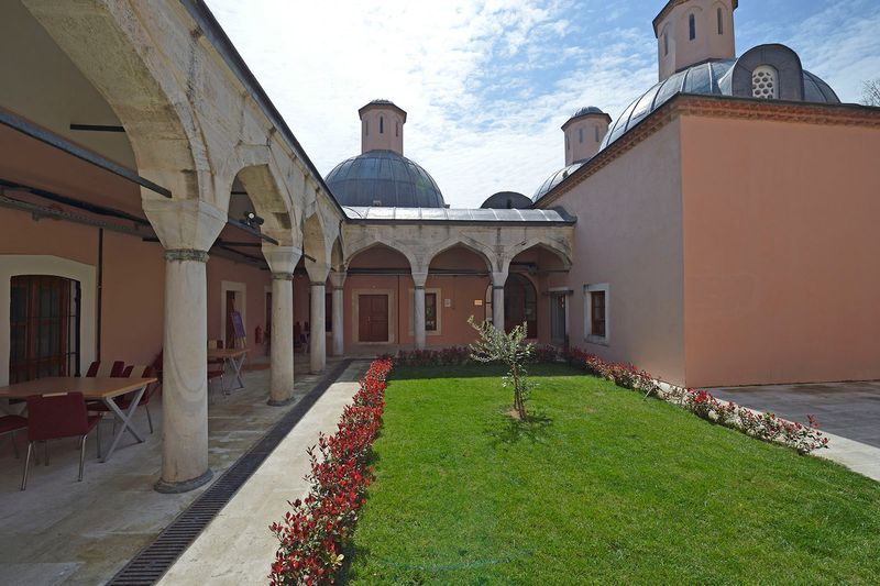 Istanbul Atik Valide Fatih Sultan Mehmet Vakıf University  0543.jpg