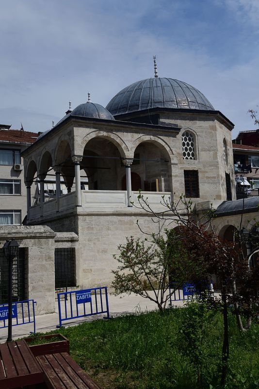 Istanbul Eminzade Hacı Ahmet Paşa complex library 3419.jpg