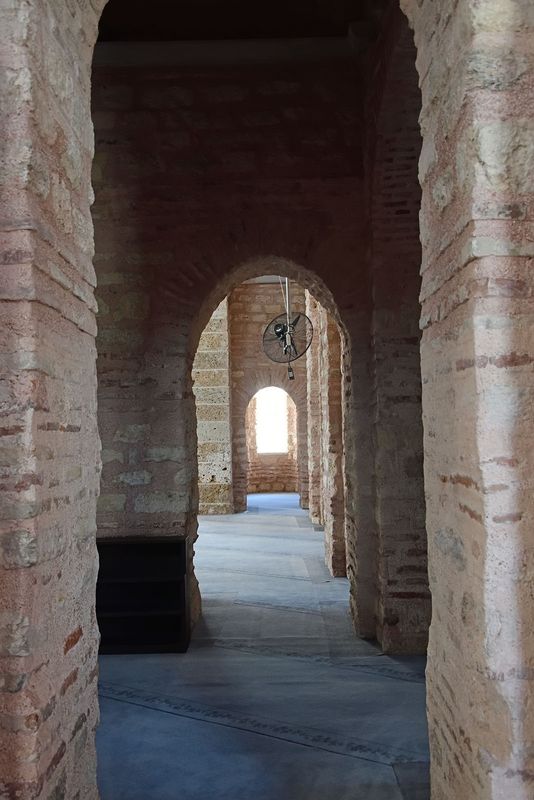 Istanbul Fenari Isa Mosque interior north church view to SE chapel 4532.jpg