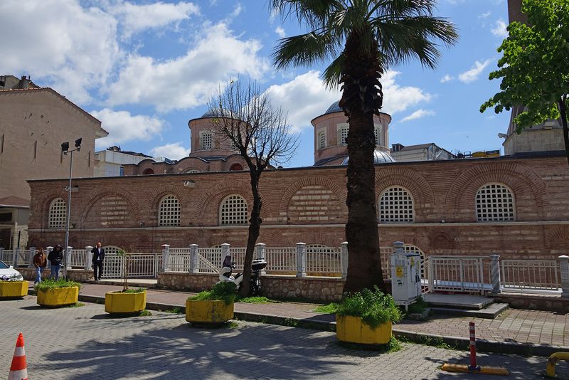 Istanbul Fenari Isa Mosque exterior west side 4468.jpg