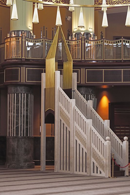 Istanbul Taksim Mosque interior mimber 4122.jpg