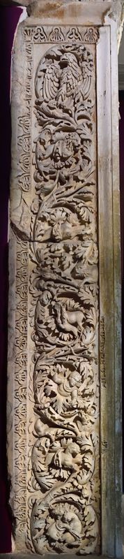 Istanbul Archaeology Museum Decorated pier 2nd century AD  Aphrodisias 3662 panorama.jpg