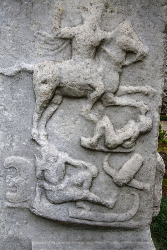 Istanbul Archaeology Museum Statue base of Sextus Vibius Gallus 1st quarter 2nd C CE 2902.jpg
