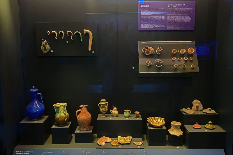 Istanbul Tekfur Saray exhibits 3347.jpg