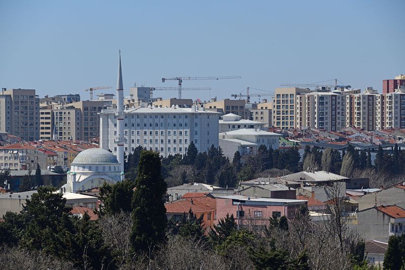 Istanbul Wall to Mevlanakapı 3089.jpg