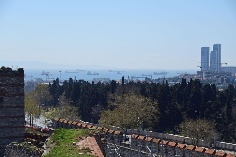 Istanbul Wall to Mevlanakapı 3088.jpg