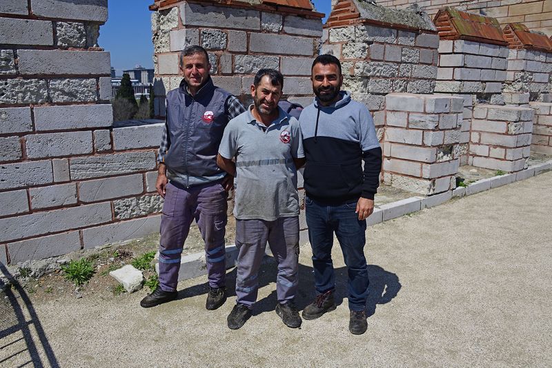 Istanbul Wall to Mevlanakapı 3082.jpg