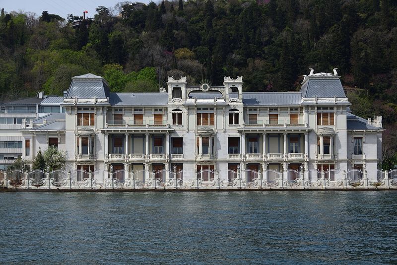 Istanbul Eminn to Sarıyer 37 Consulate General of the Arab Republic of Egypt 3191.jpg