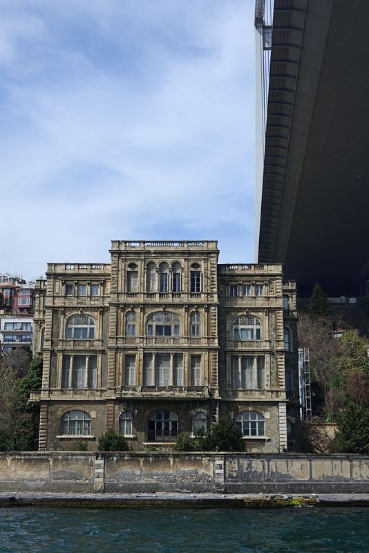 Istanbul Eminn to Sarıyer 45 Zeki Paşa Yalısı 3201.jpg