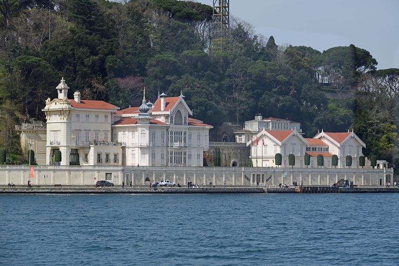 Istanbul Eminn to Sarıyer 51 Yeniky Tarabya Cd. 84-86 3208.jpg