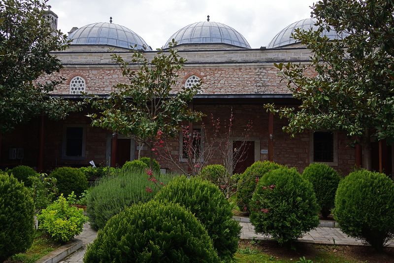 Istanbul  Şehzade complex Imaret now Siyasal Vakfı 3807.jpg