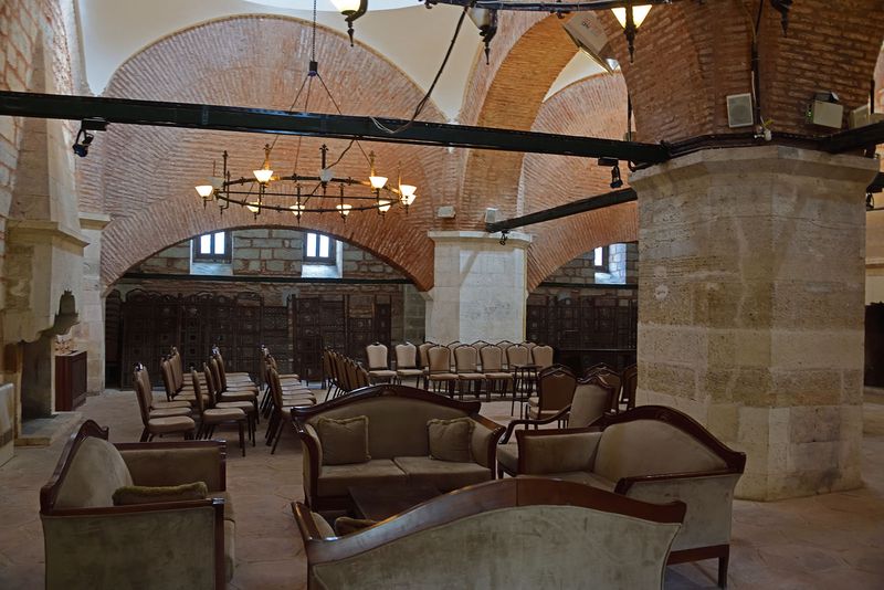 Istanbul  Şehzade complex Imaret now Siyasal Vakfı 3810.jpg