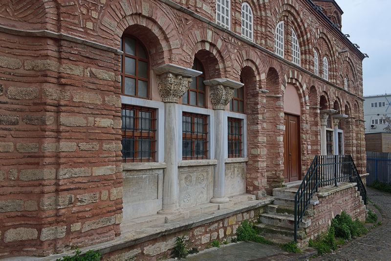 Istanbul Molla gurani camii 3791.jpg