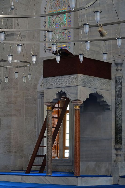 Sokollu Mehmet Pasha Mosque (Azapkapı) 4199.jpg
