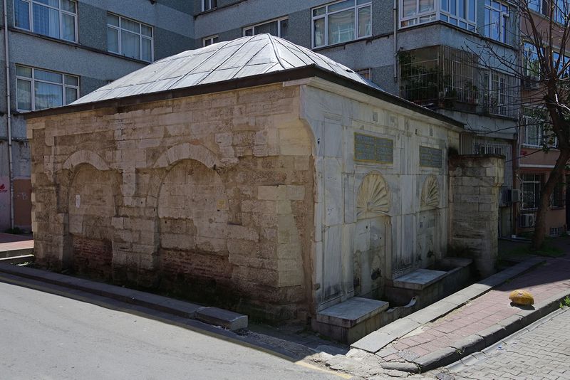 Istanbul  Damad İbrahim Paşa Çeşmesi 4536.jpg