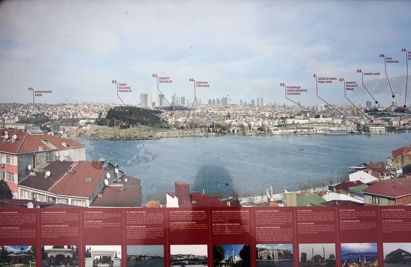Istanbul sultanselim camii bahesi 4253.jpg