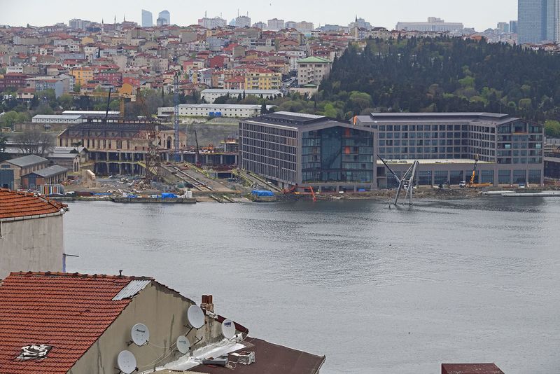 Istanbul sultanselim camii bahesi 4258.jpg