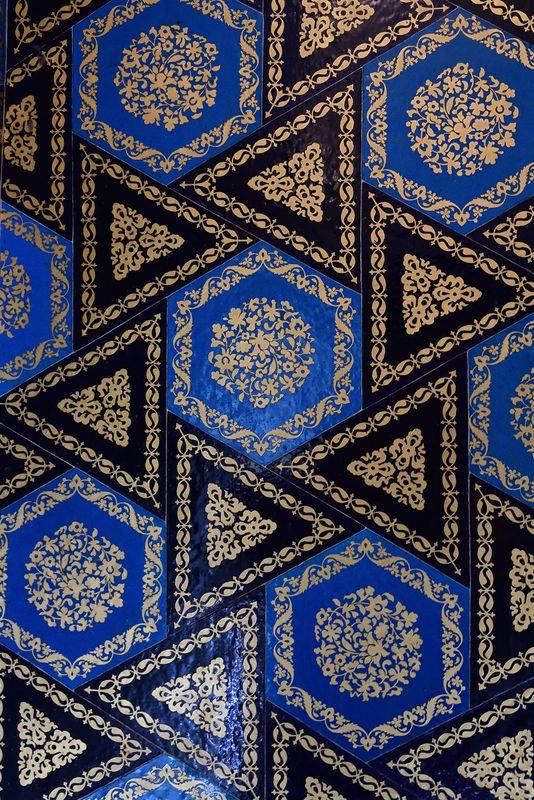 Istanbul inili Kşk Decoration on wall 3710.jpg
