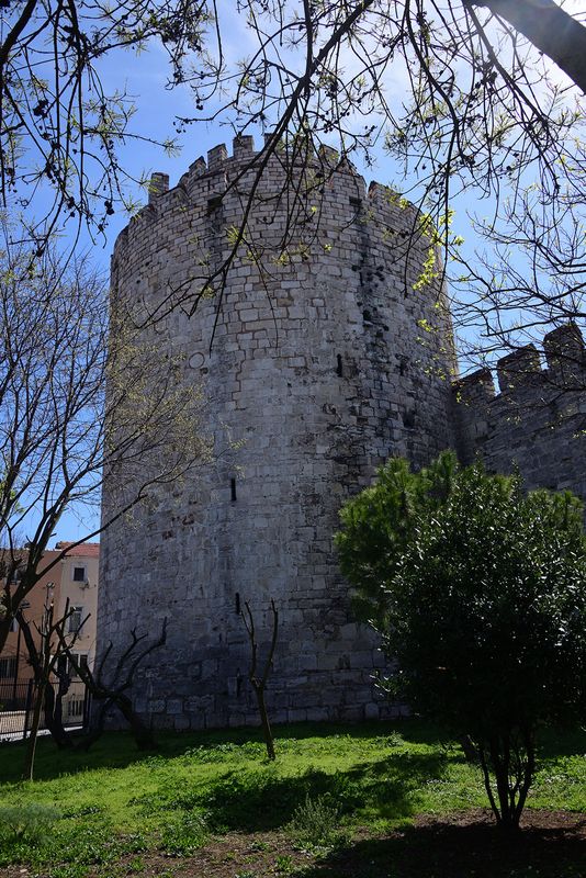Istanbul Yedikule exterior North side 3119.jpg