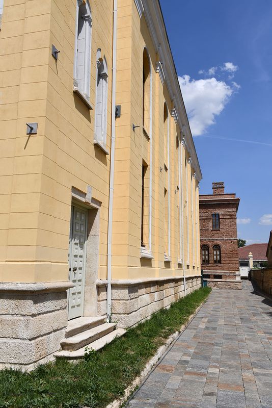 Grand Synagogue of Edirne Exterior in 2024 6355.jpg