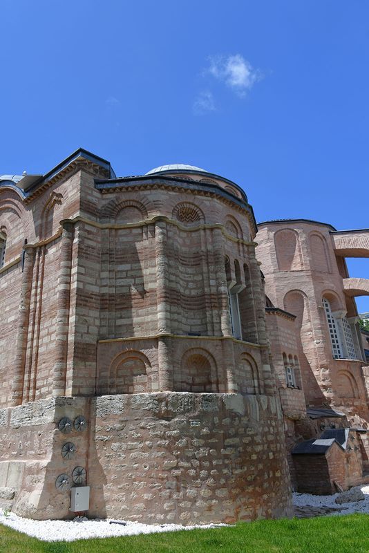 Kariye Mosque from garden in 2024 5390.jpg