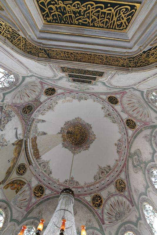 Sultan Abdul Hamid I mausoleum Interior Ceiling in 2024 0066.jpg