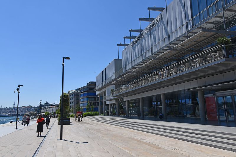 Istanbul Museum of Modern Art Exterior in 2024 5621.jpg
