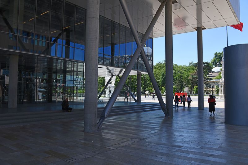 Istanbul Museum of Modern Art Exterior in 2024 5626.jpg