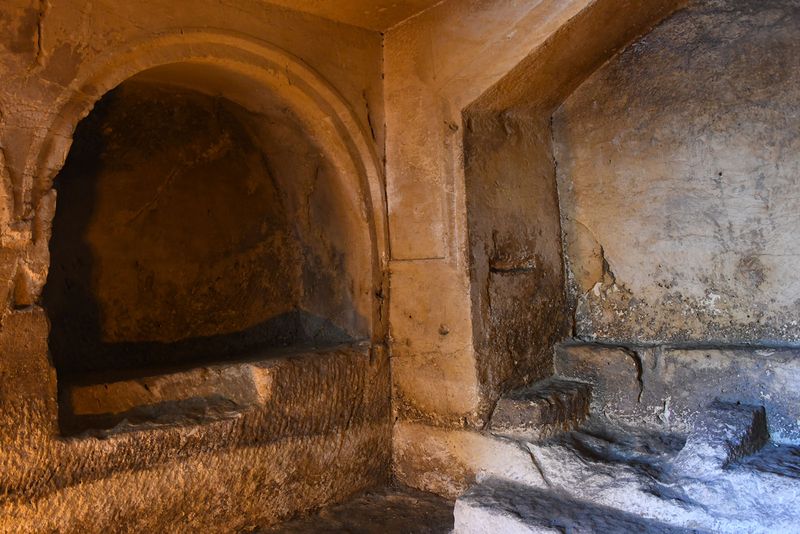 Şanlıurfa Kızılkoyun Necropolis Chamber A In 2024 7719.jpg